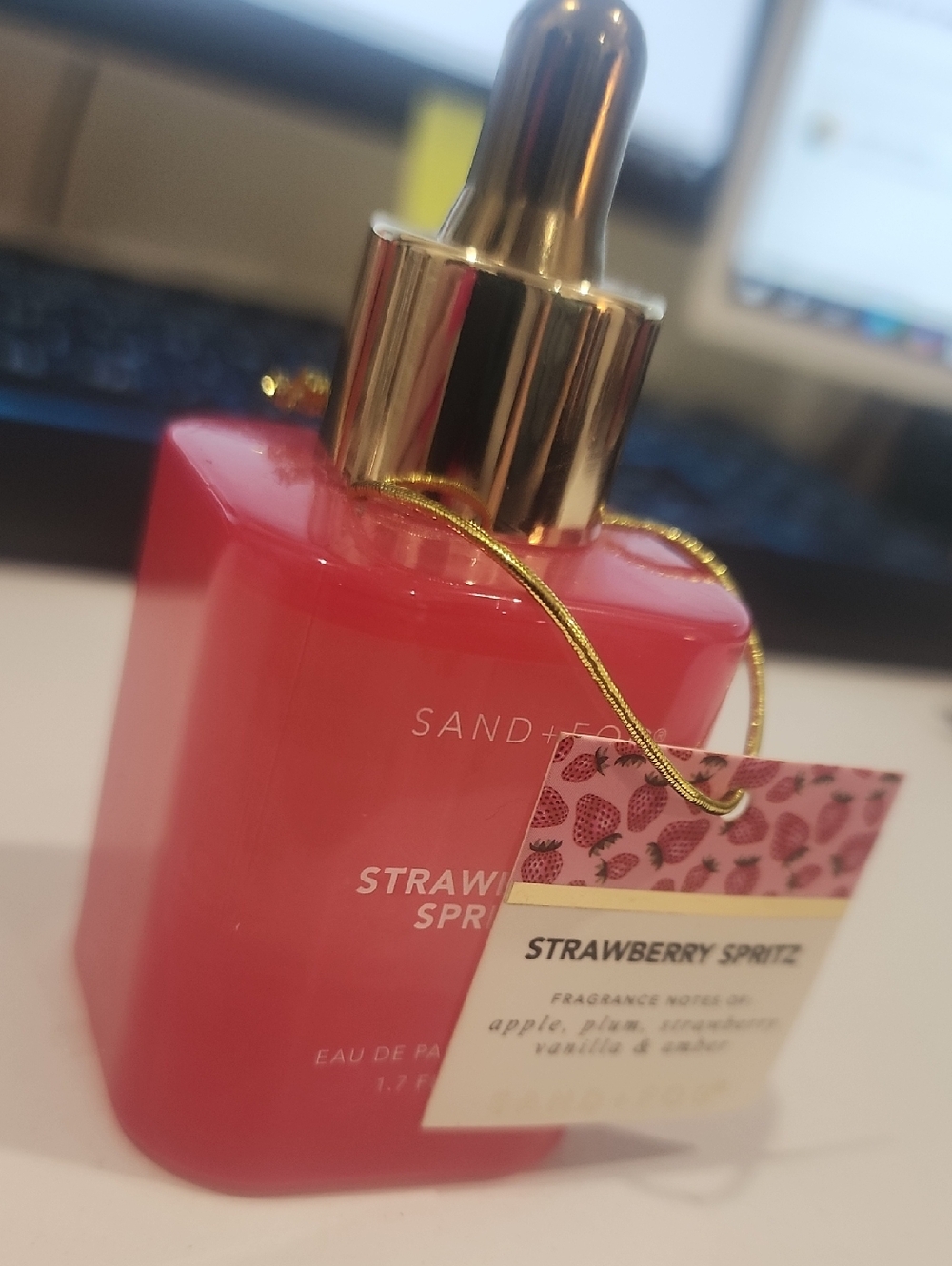 SAND+FOG Strawberry Spritz Eau de Parfum Oil LIKE NEW